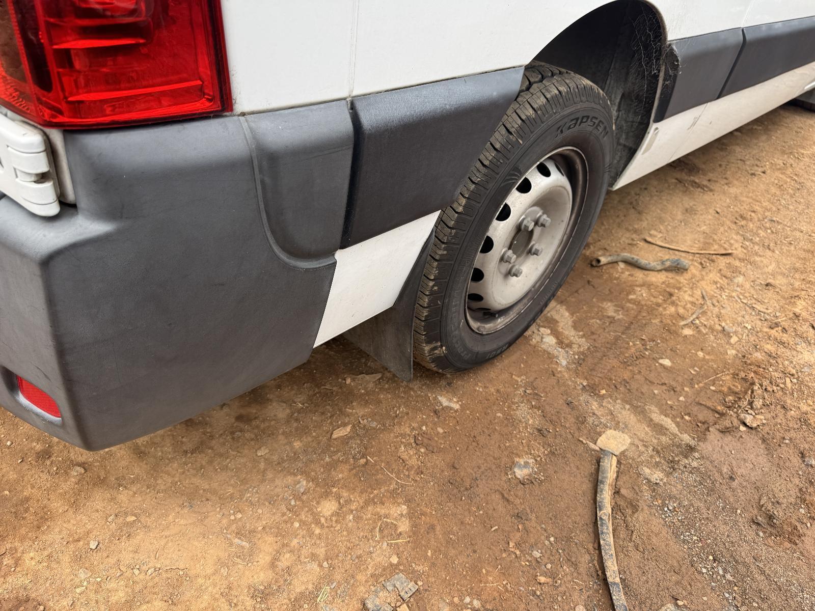 View Auto part Mud Flaps RENAULT MASTER 2016