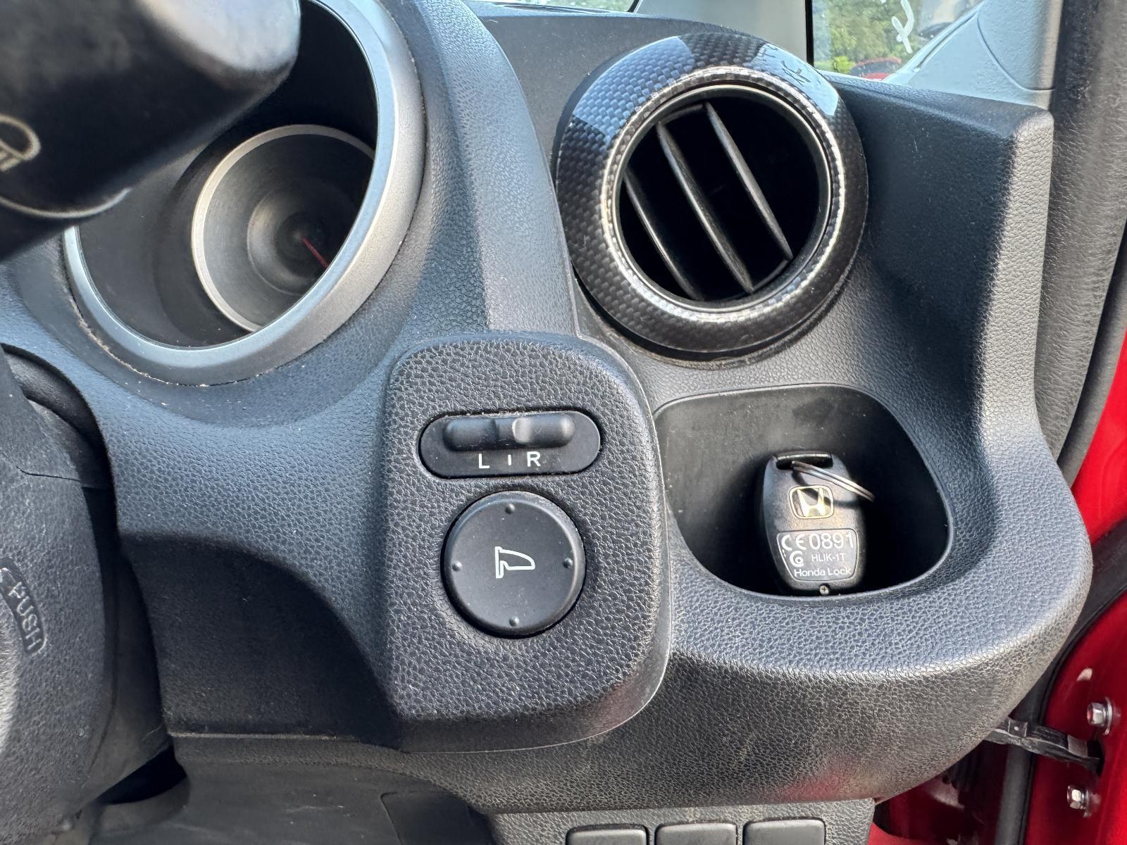 View Auto part Misc Switch/Relay HONDA JAZZ 2008