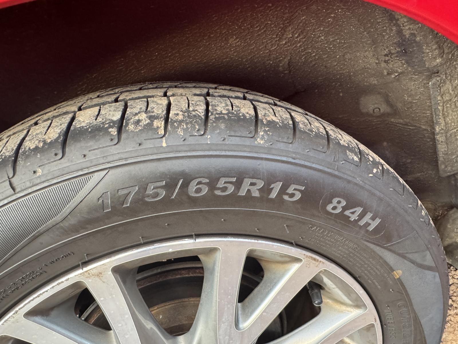 View Auto part Tyre HONDA JAZZ 2008