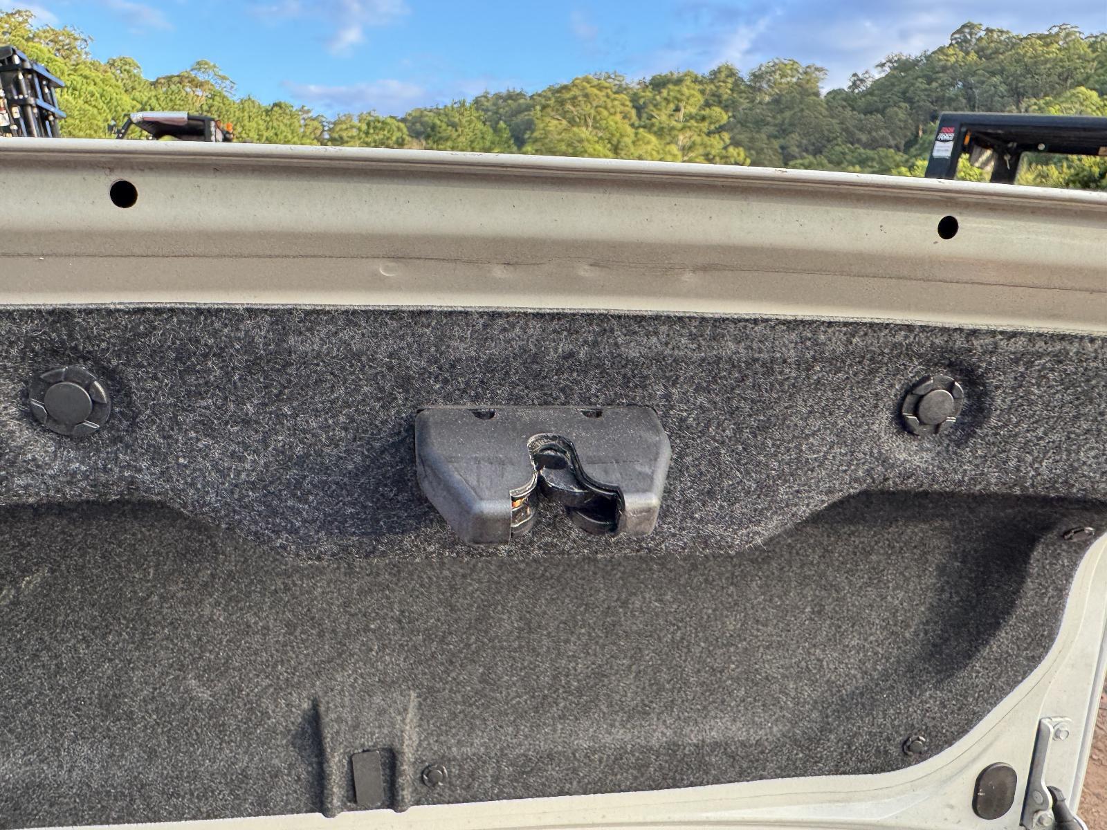 View Auto part Door/Boot/Gate Lock NISSAN MAXIMA 2011