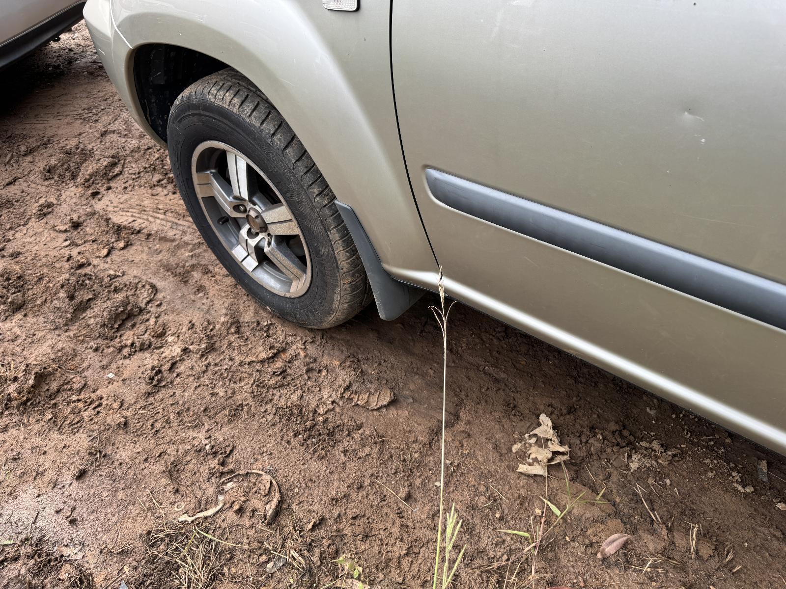View Auto part Mud Flaps NISSAN XTRAIL 2005
