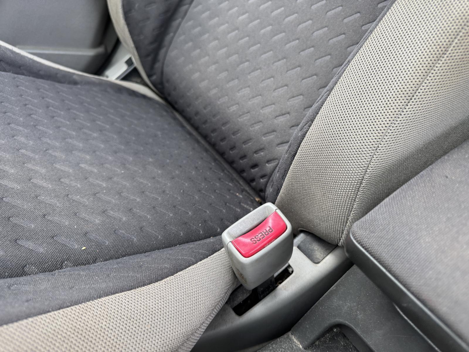 View Auto part Seatbelt/Stalk NISSAN XTRAIL 2005