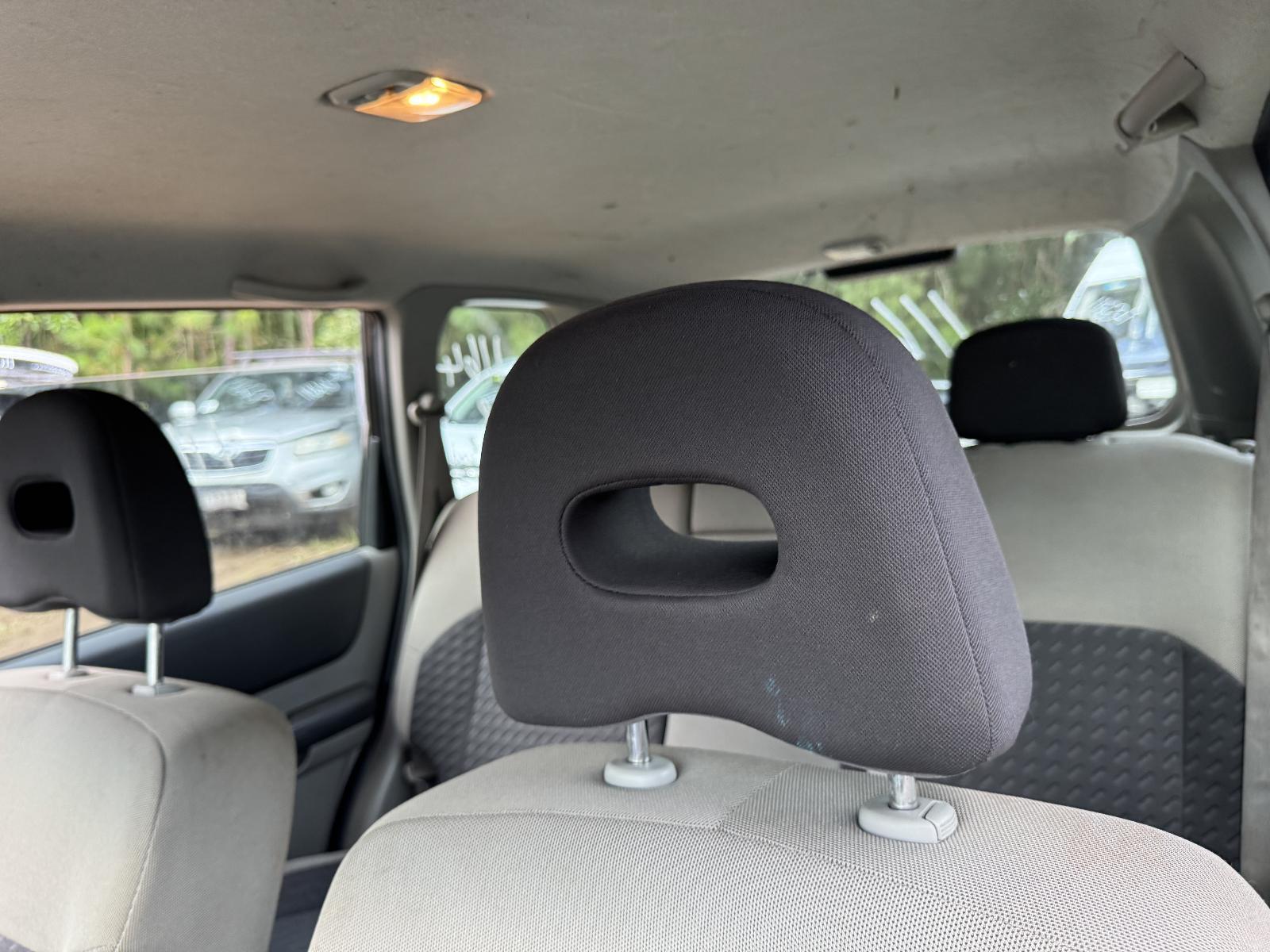 View Auto part Headrest NISSAN XTRAIL 2005