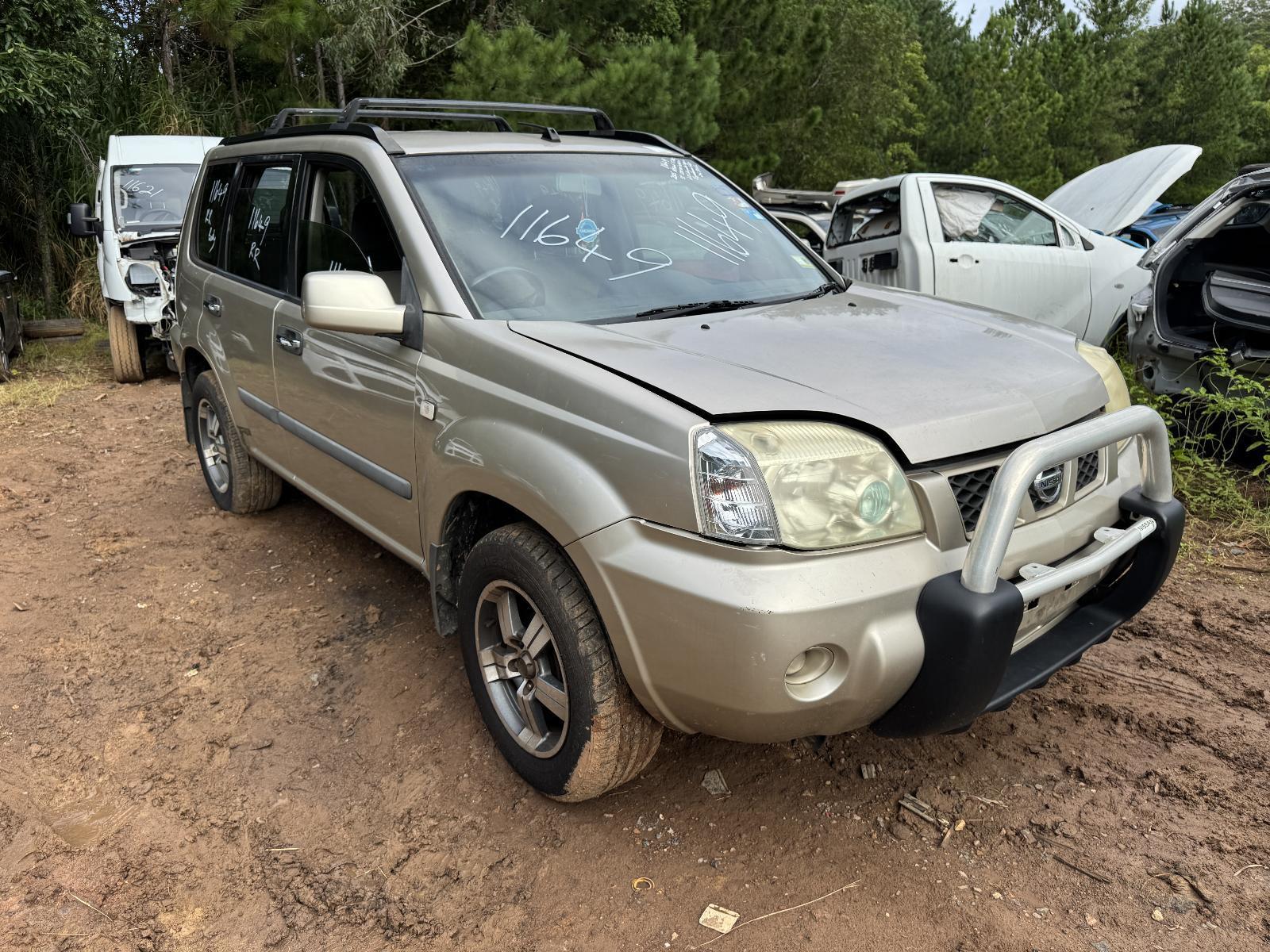 View Auto part Courtesy Light NISSAN XTRAIL 2005