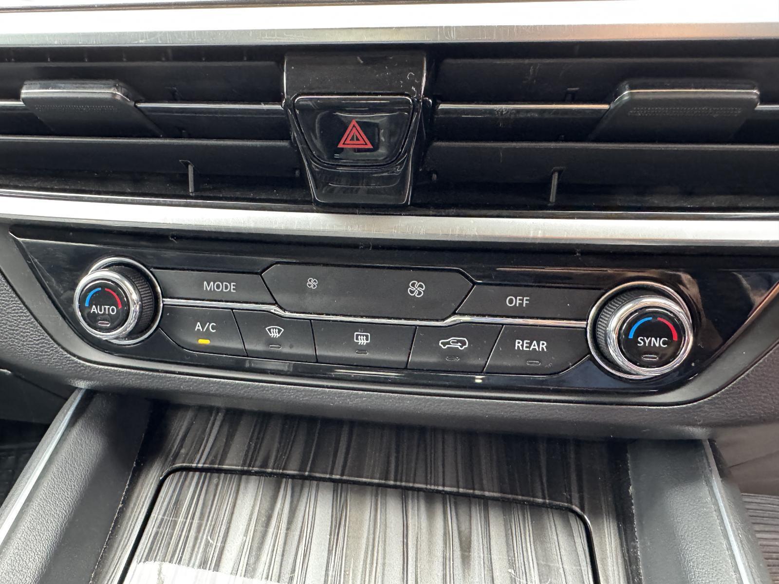 View Auto part Heater/Ac Controls LDV D90 2022