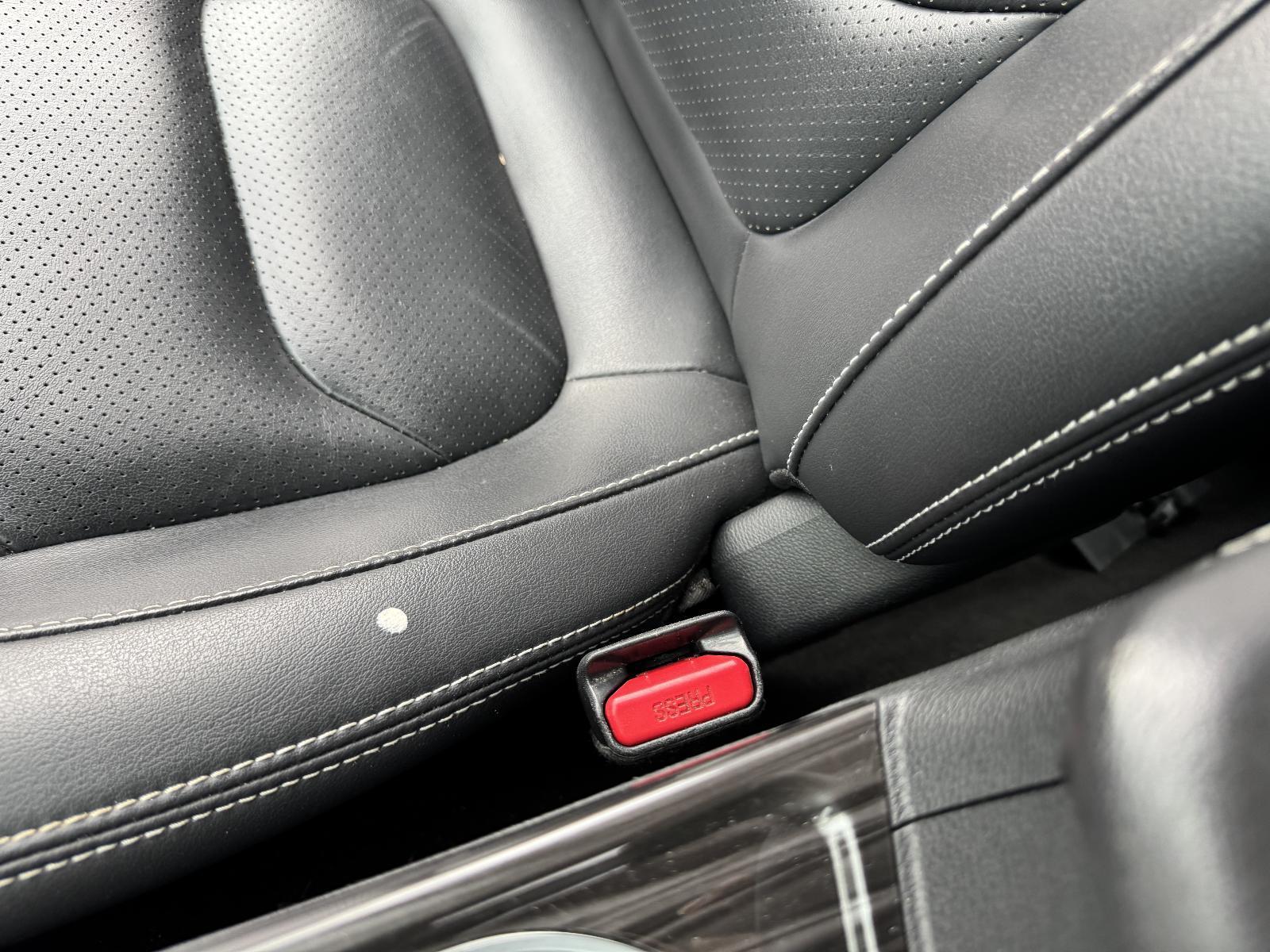 View Auto part Seatbelt/Stalk LDV D90 2022