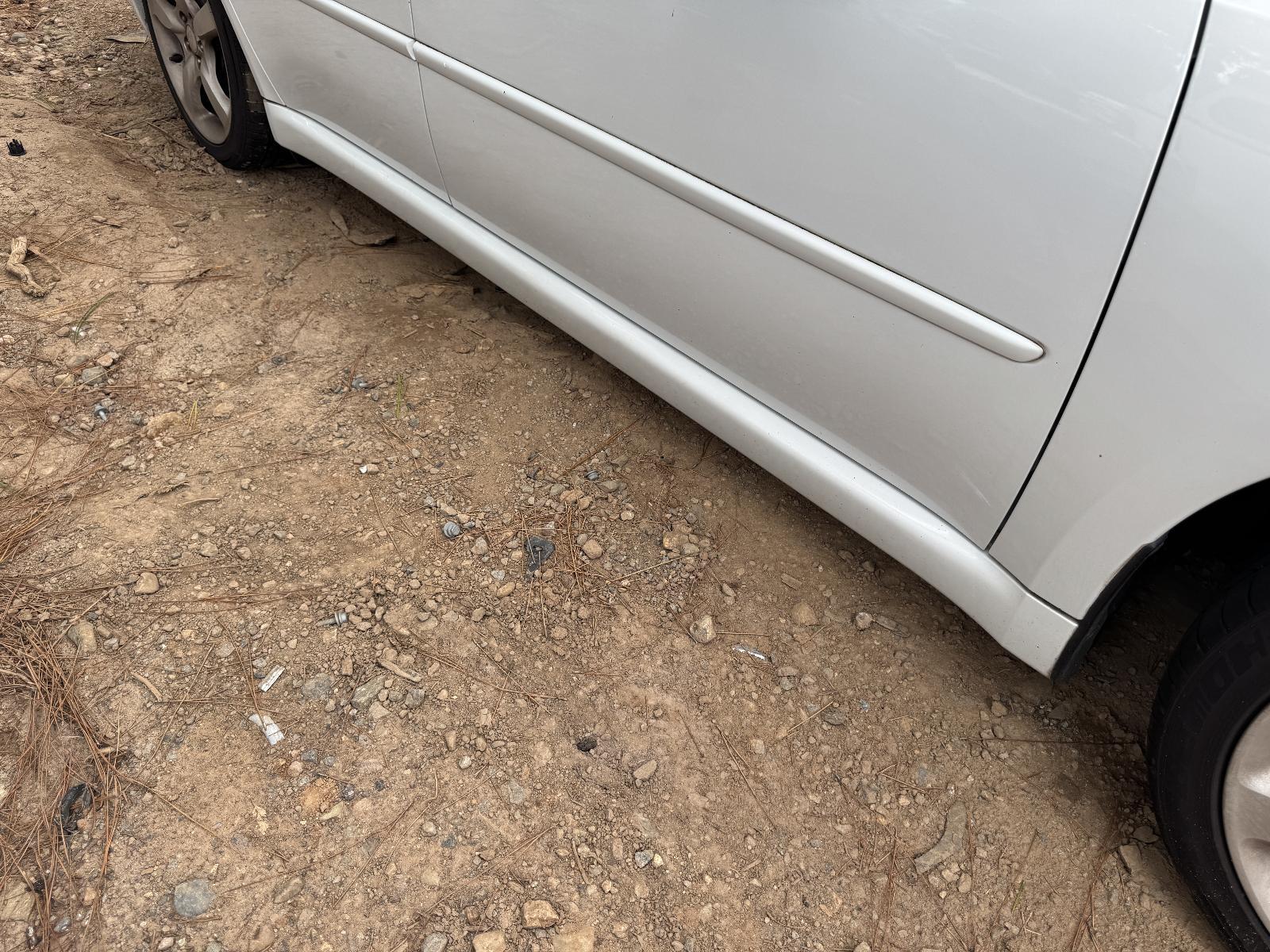 View Auto part Side Step/Skirt SUBARU LIBERTY 2006