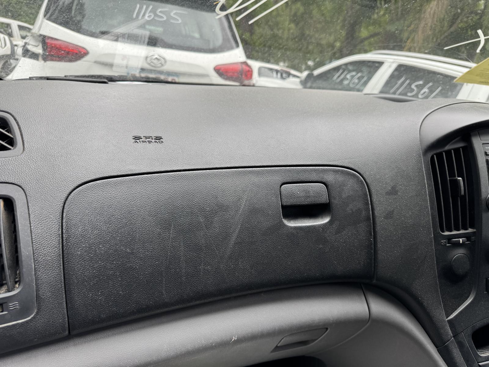 View Auto part Glove Box HYUNDAI ILOAD/IMAX 2012