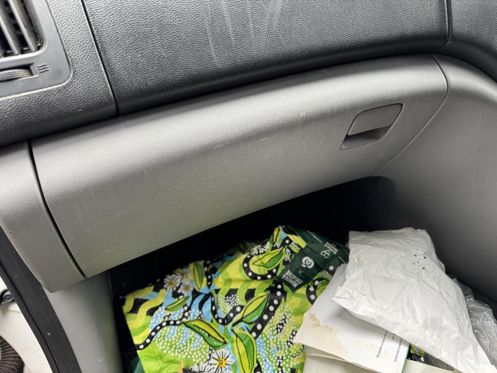 View Auto part Glove Box HYUNDAI ILOAD/IMAX 2012