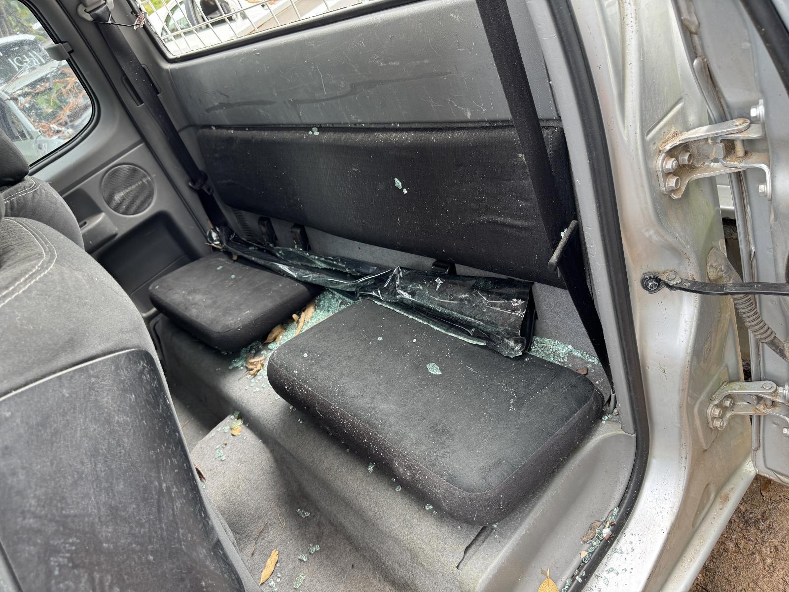 View Auto part 2nd Seat (Rear Seat) FORD RANGER 2011