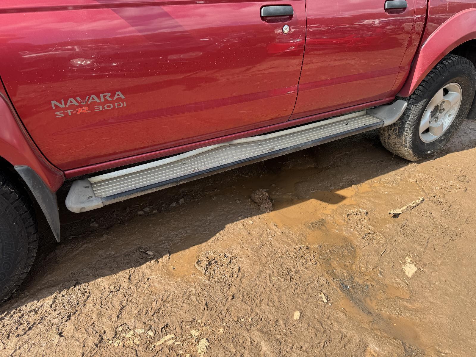 View Auto part Side Step/Skirt NISSAN NAVARA 2003