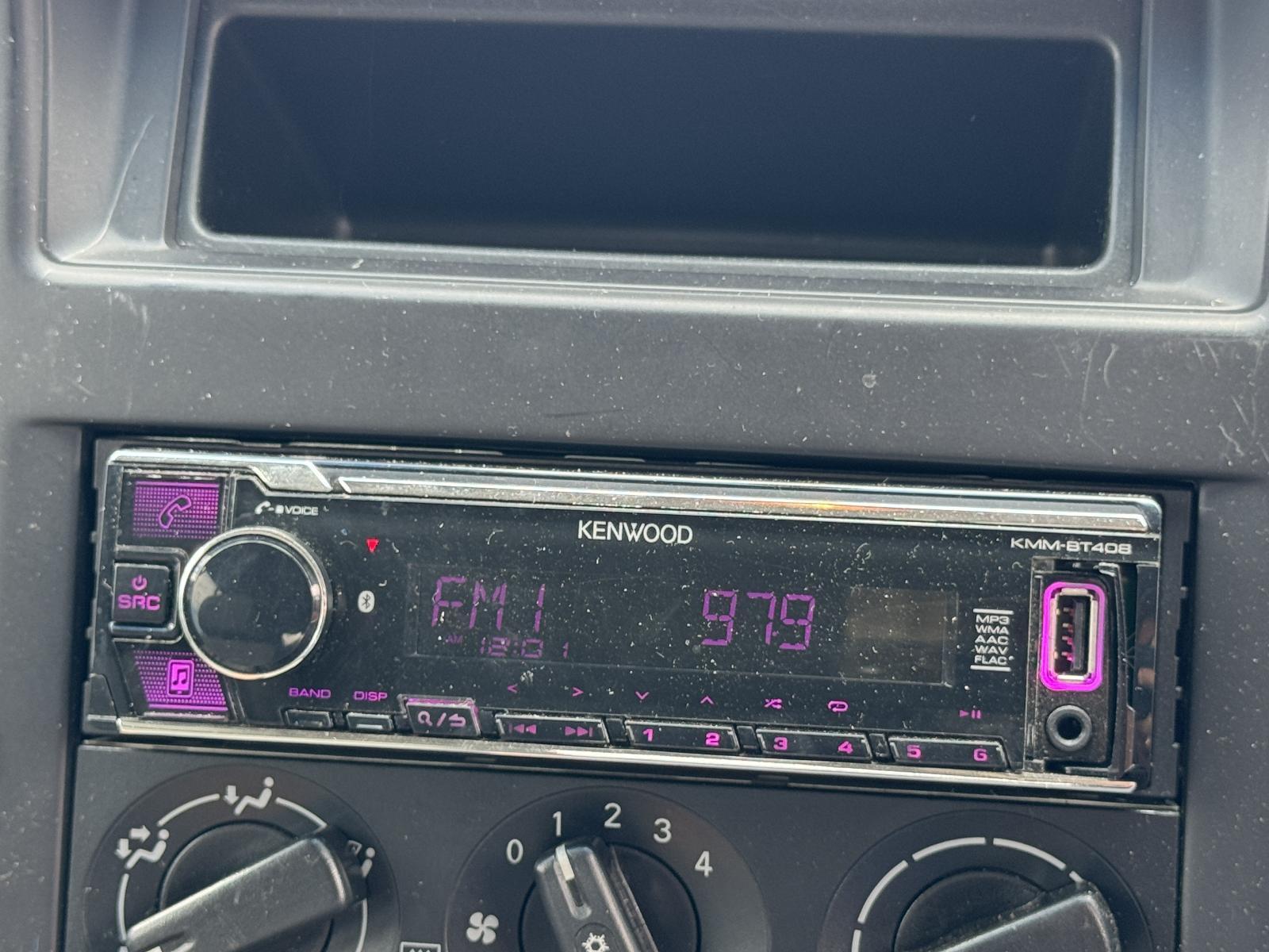 View Auto part Radio/Cd/Dvd/Sat/Tv MITSUBISHI PAJERO 2002