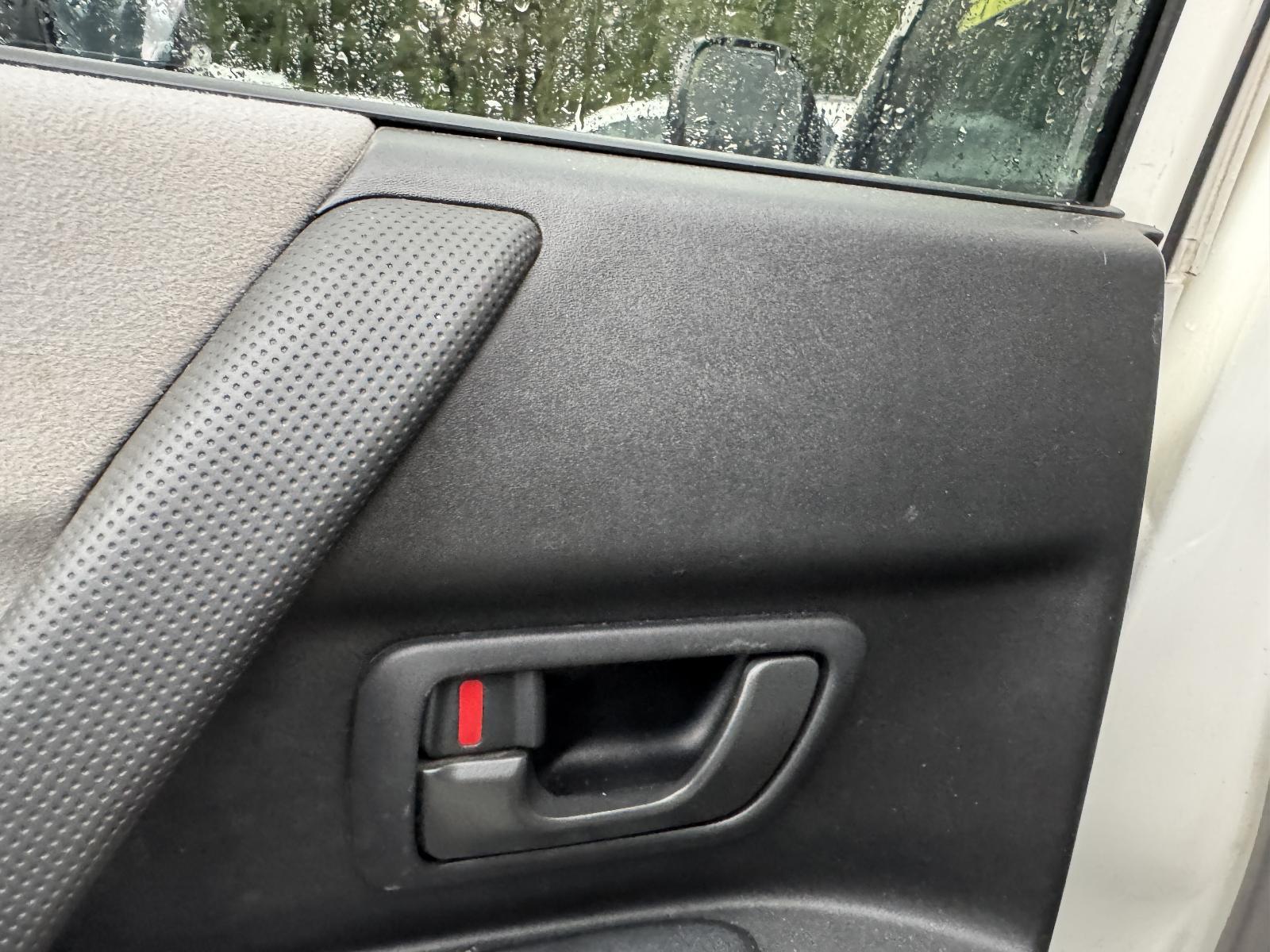 View Auto part Door Handle MITSUBISHI PAJERO 2002