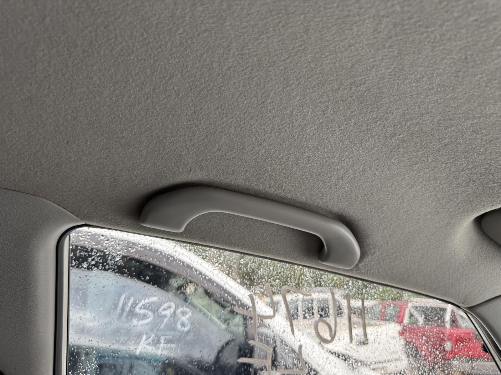 View Auto part Grab Handle MITSUBISHI PAJERO 2002