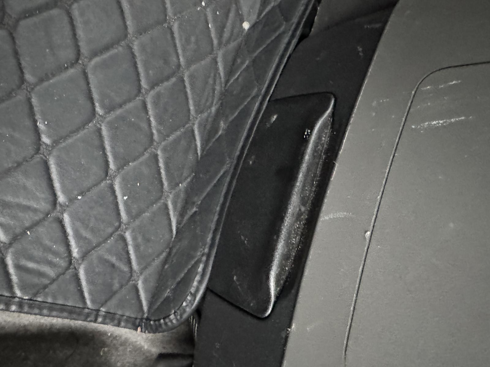 View Auto part Ashtray MITSUBISHI PAJERO 2002