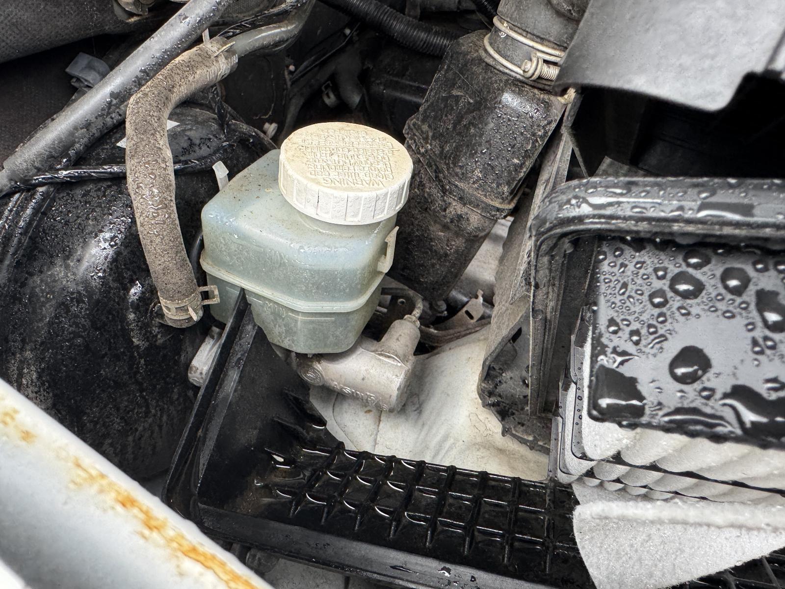 View Auto part Master Cylinder MITSUBISHI PAJERO 2002