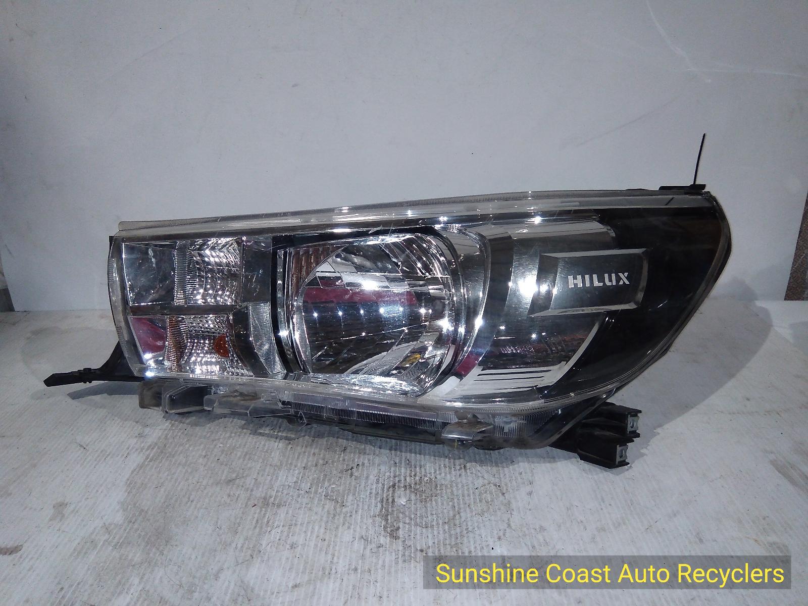 View Auto part Left Headlamp TOYOTA HILUX 2019