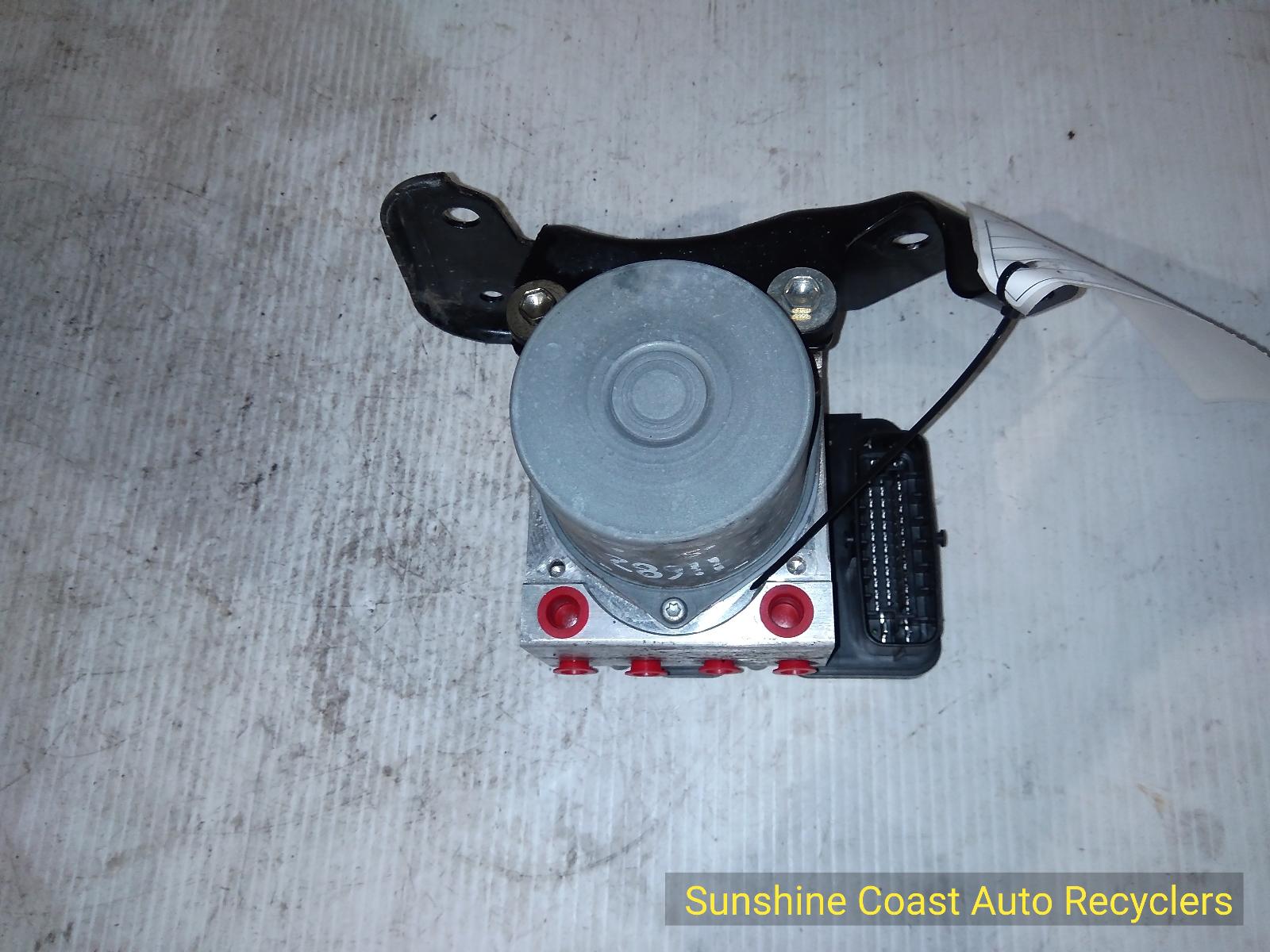 View Auto part Abs Pump/Modulator TOYOTA HILUX 2019