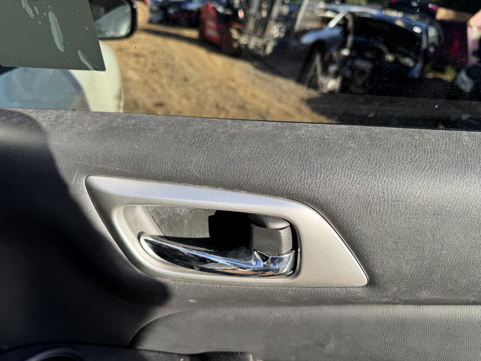 View Auto part Door Handle NISSAN PATHFINDER 2016