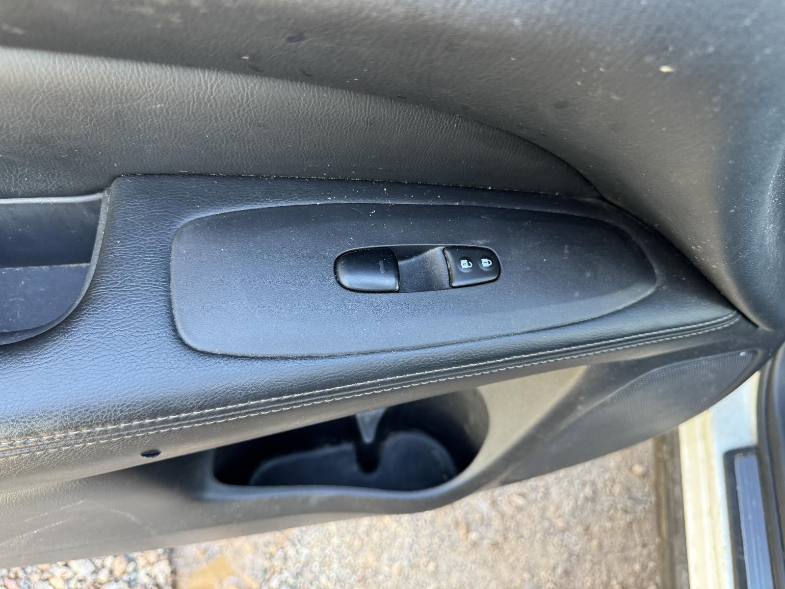 View Auto part Pwr Dr Wind Switch NISSAN PATHFINDER 2016