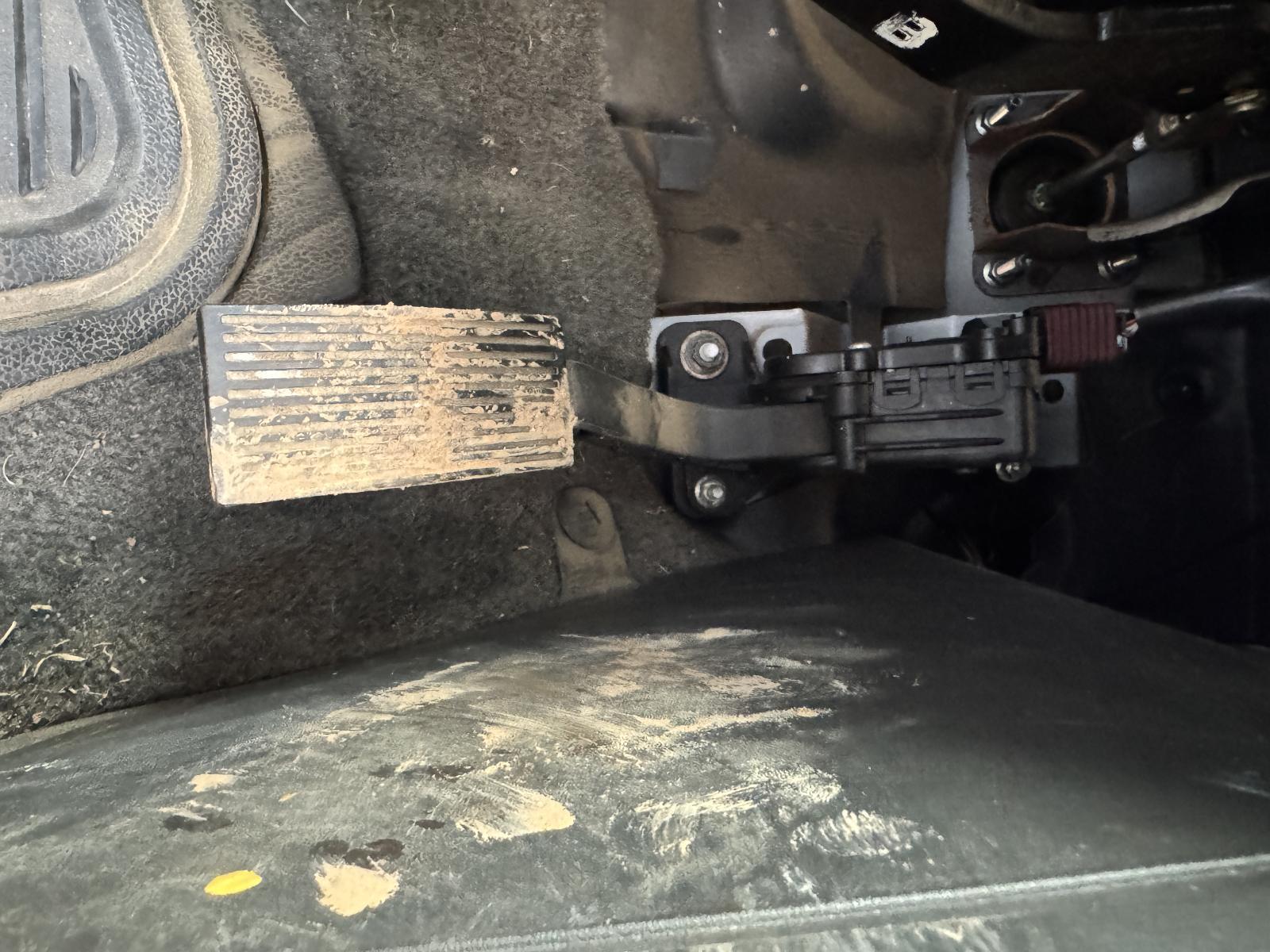 View Auto part Pedal Assembly NISSAN NAVARA 2010