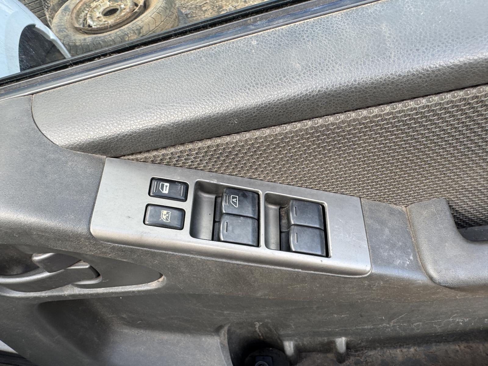 View Auto part Pwr Dr Wind Switch NISSAN NAVARA 2010