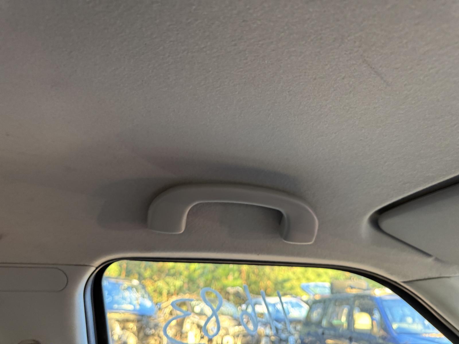 View Auto part Grab Handle SUZUKI SWIFT 2005