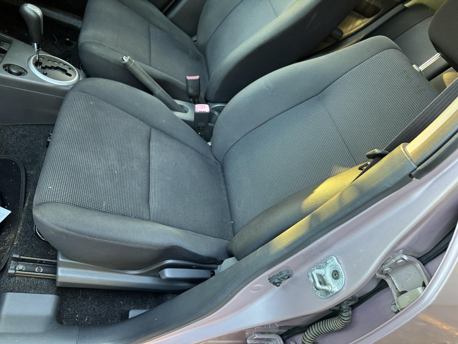 View Auto part Front Seat SUZUKI SWIFT 2005