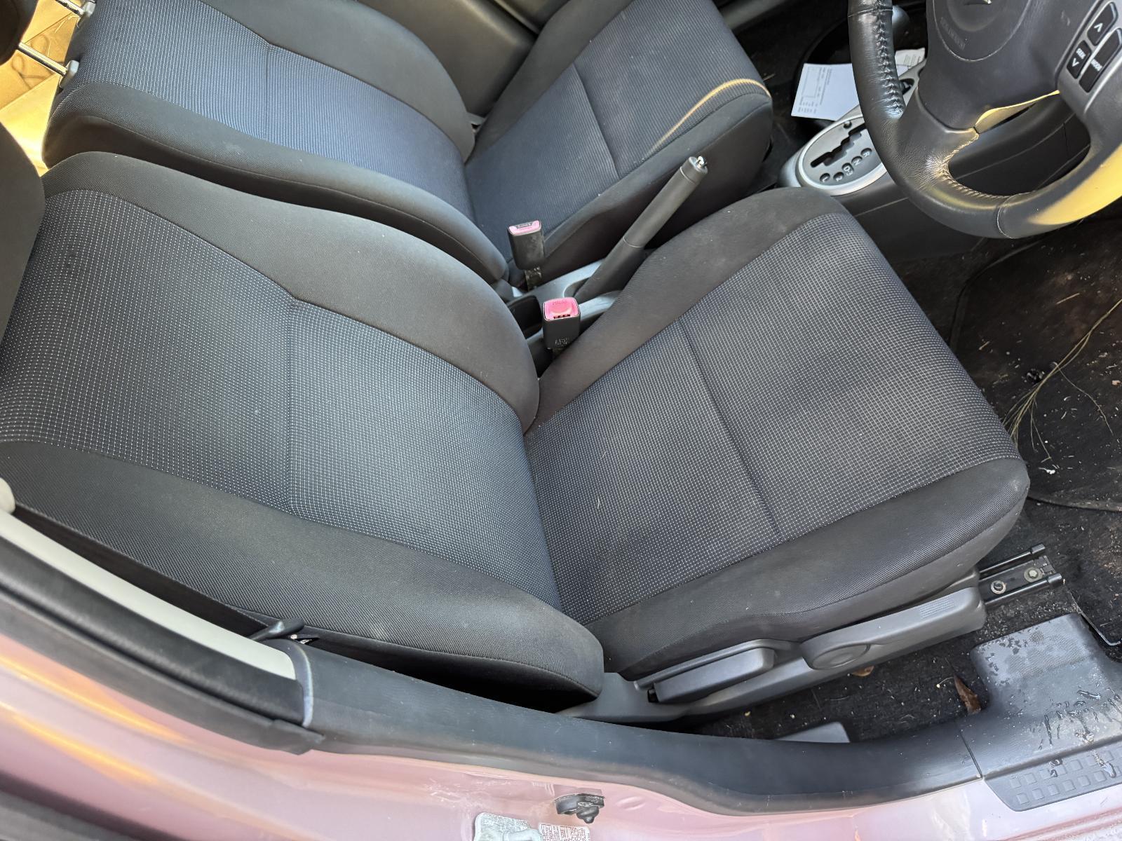 View Auto part Front Seat SUZUKI SWIFT 2005