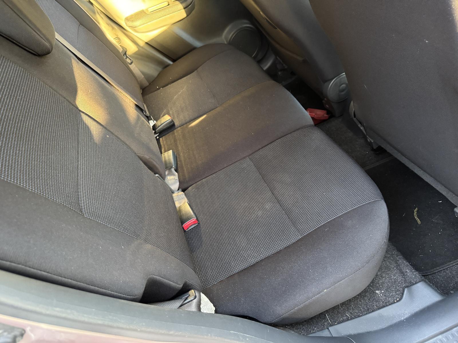 View Auto part 2nd Seat (Rear Seat) SUZUKI SWIFT 2005