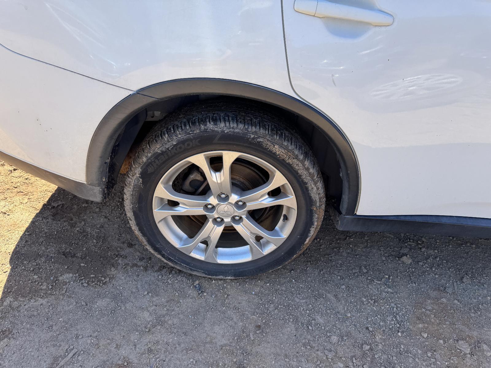 View Auto part Wheel Arch Flare MITSUBISHI OUTLANDER 2014