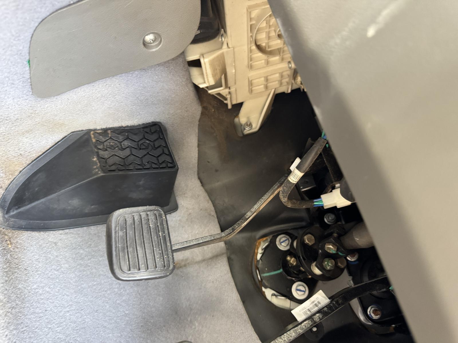 View Auto part Pedal Assembly GREAT WALL V200/V240 2012