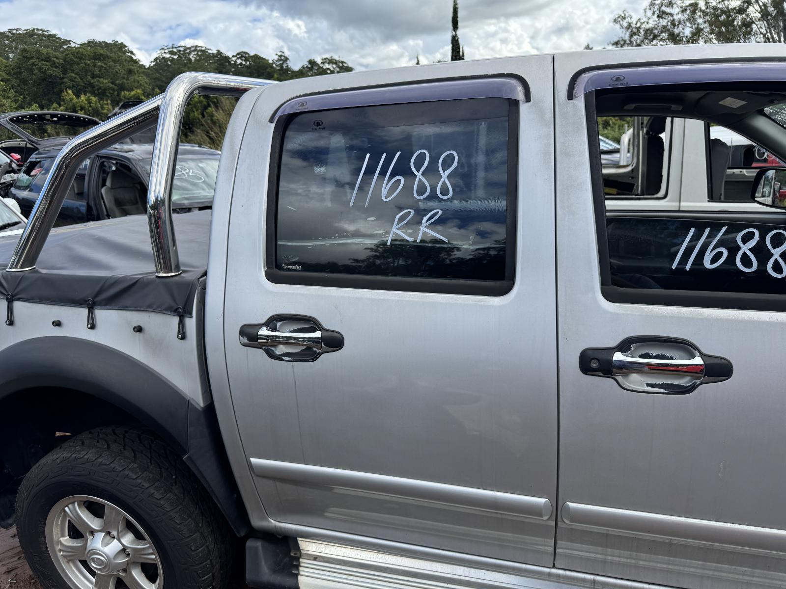 View Auto part RIGHT_REAR_DOOR_SLIDING GREAT WALL V200/V240 2012