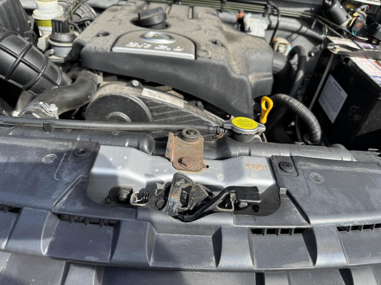View Auto part Bonnet Lock/Support GREAT WALL V200/V240 2012