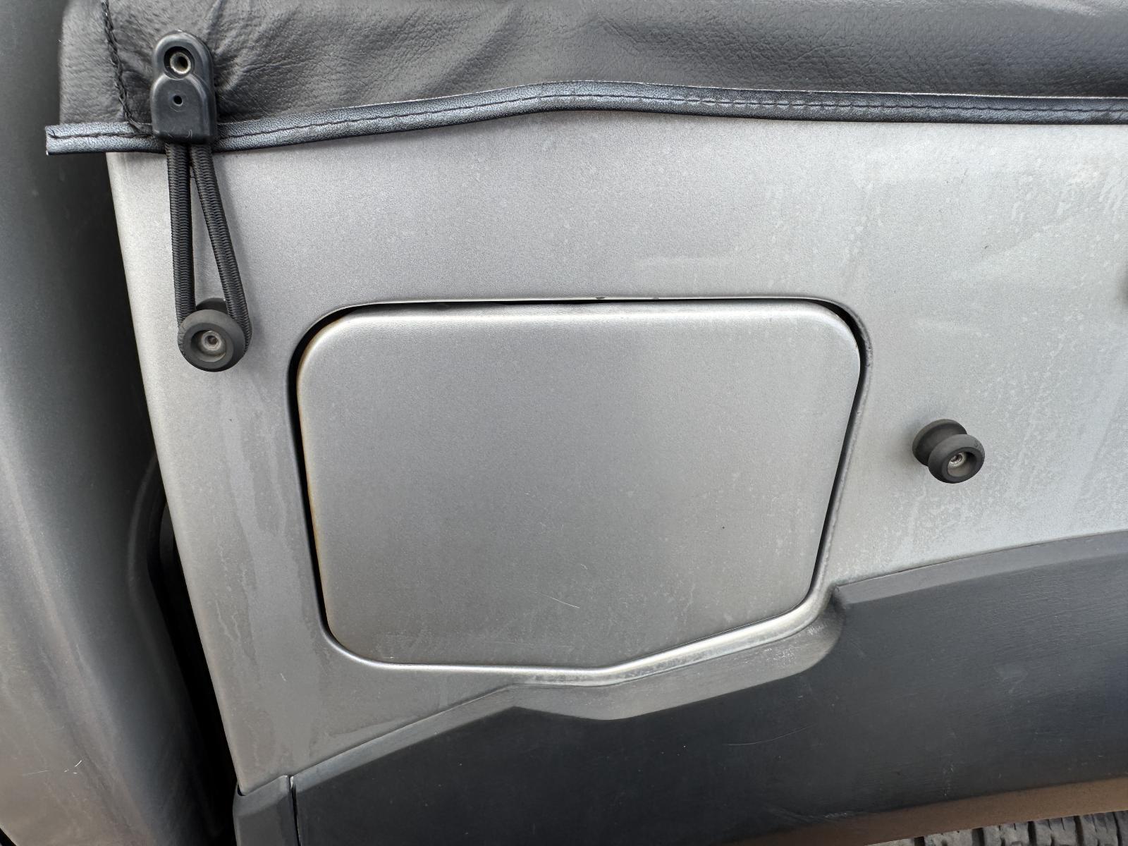 View Auto part Fuel Door / Filler GREAT WALL V200/V240 2012