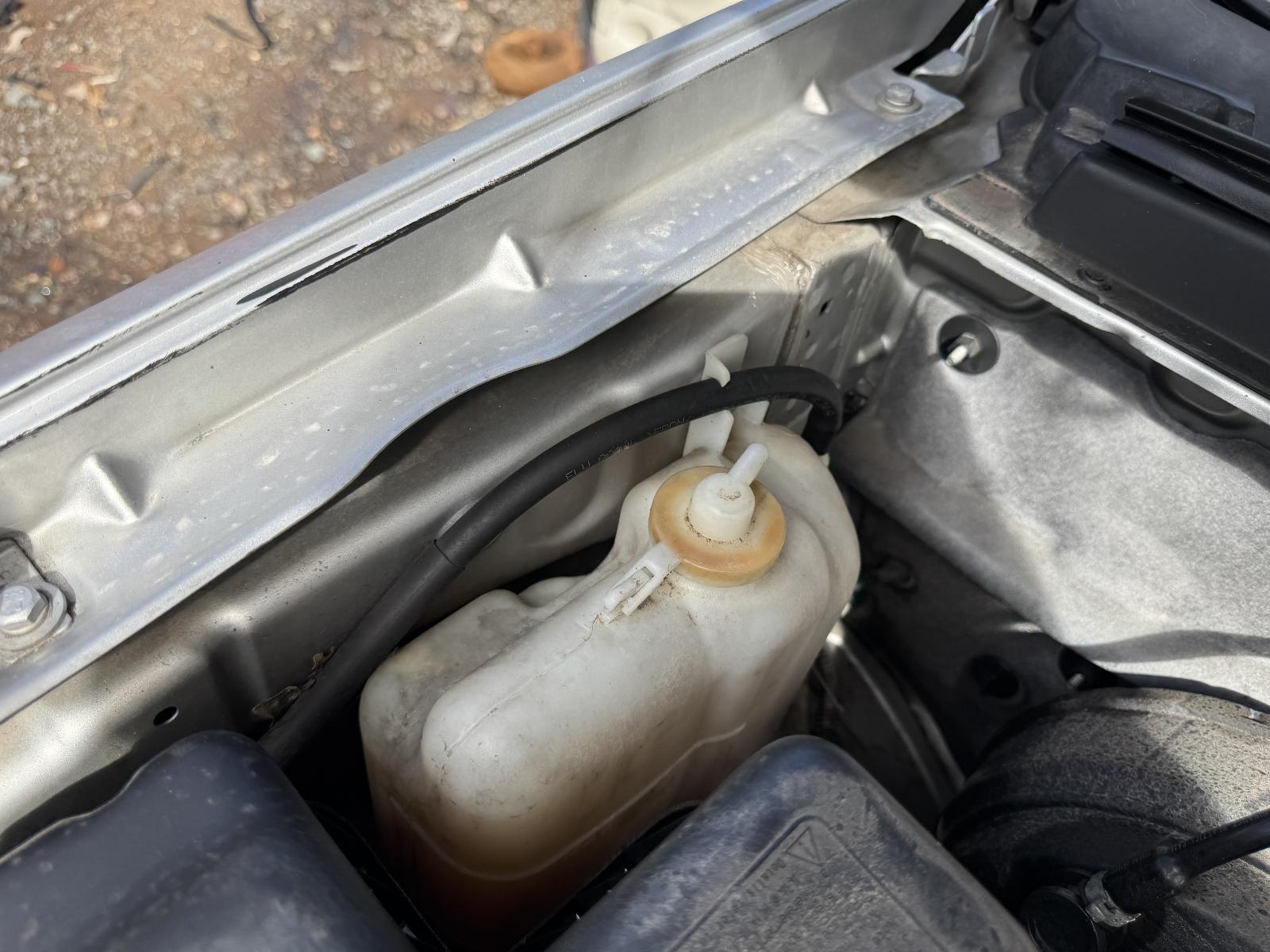 View Auto part Overflow Bottle GREAT WALL V200/V240 2012