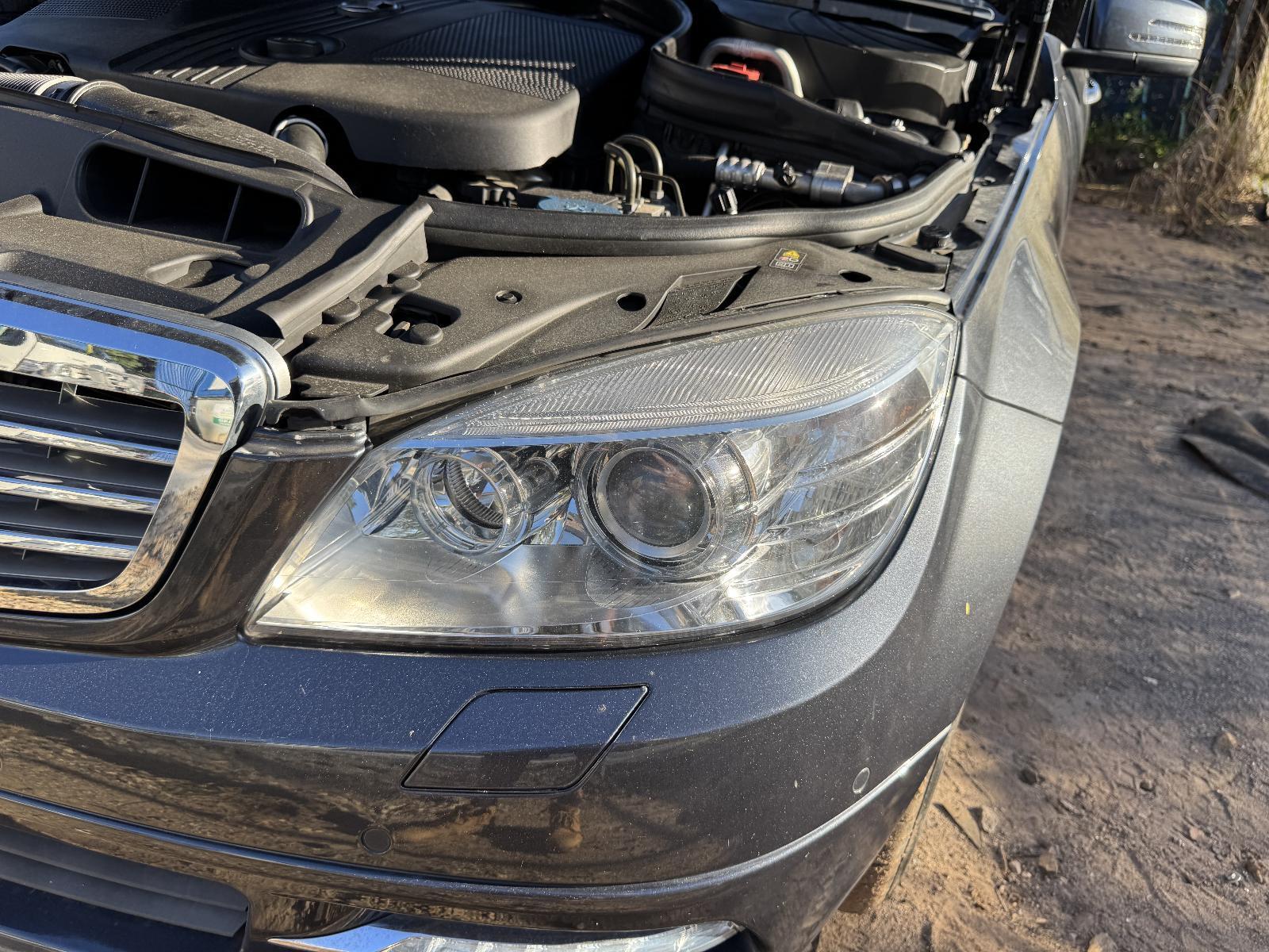 View Auto part Left Headlamp MERCEDES C CLASS 2010