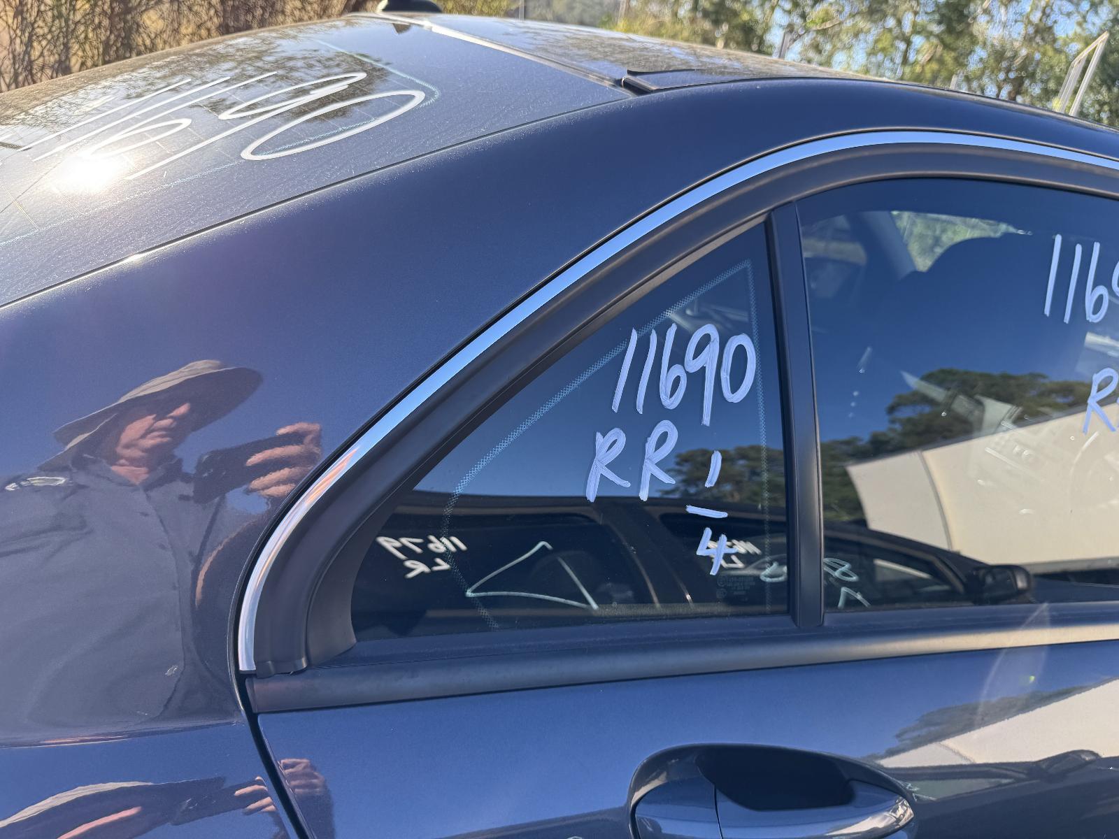 View Auto part Right Rear 1/4 Door Glass MERCEDES C CLASS 2010