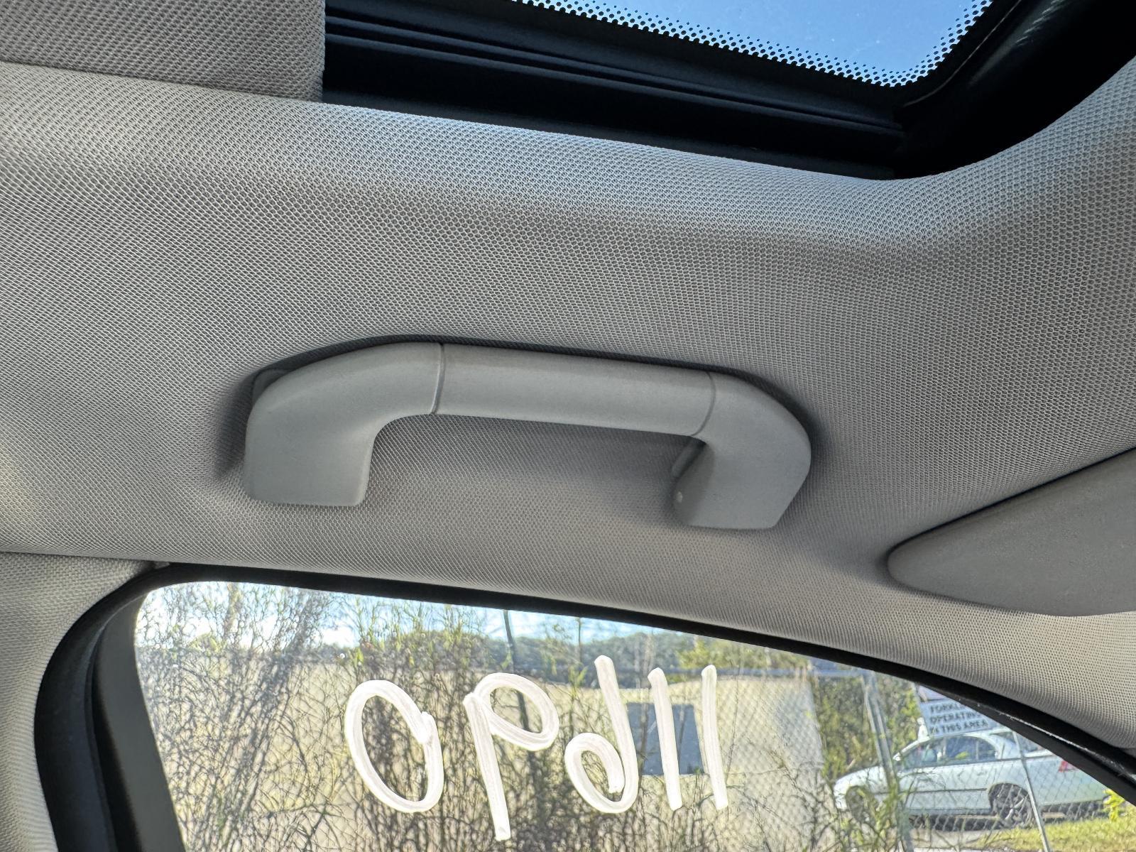 View Auto part Grab Handle MERCEDES C CLASS 2010