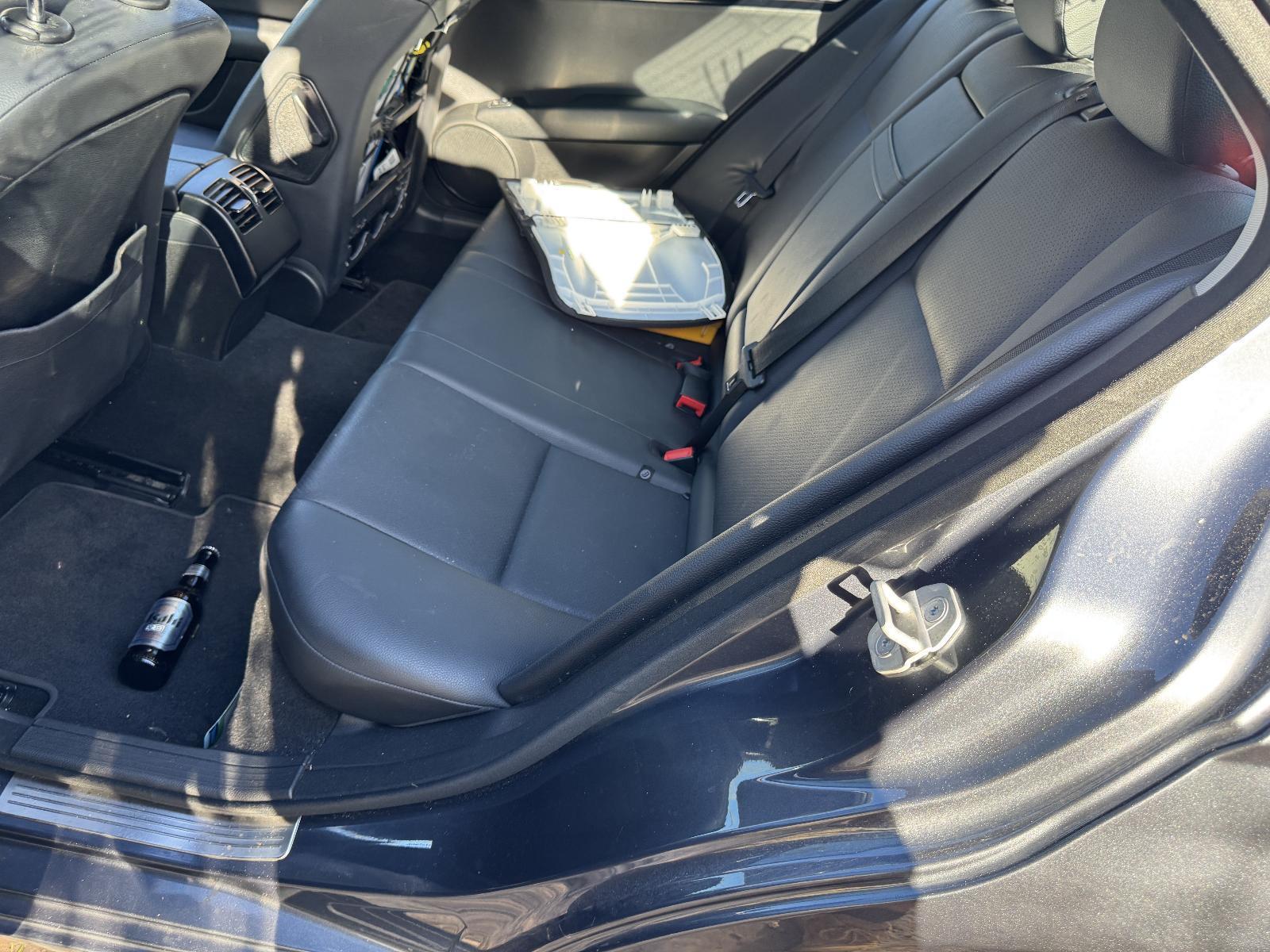 View Auto part 2nd Seat (Rear Seat) MERCEDES C CLASS 2010