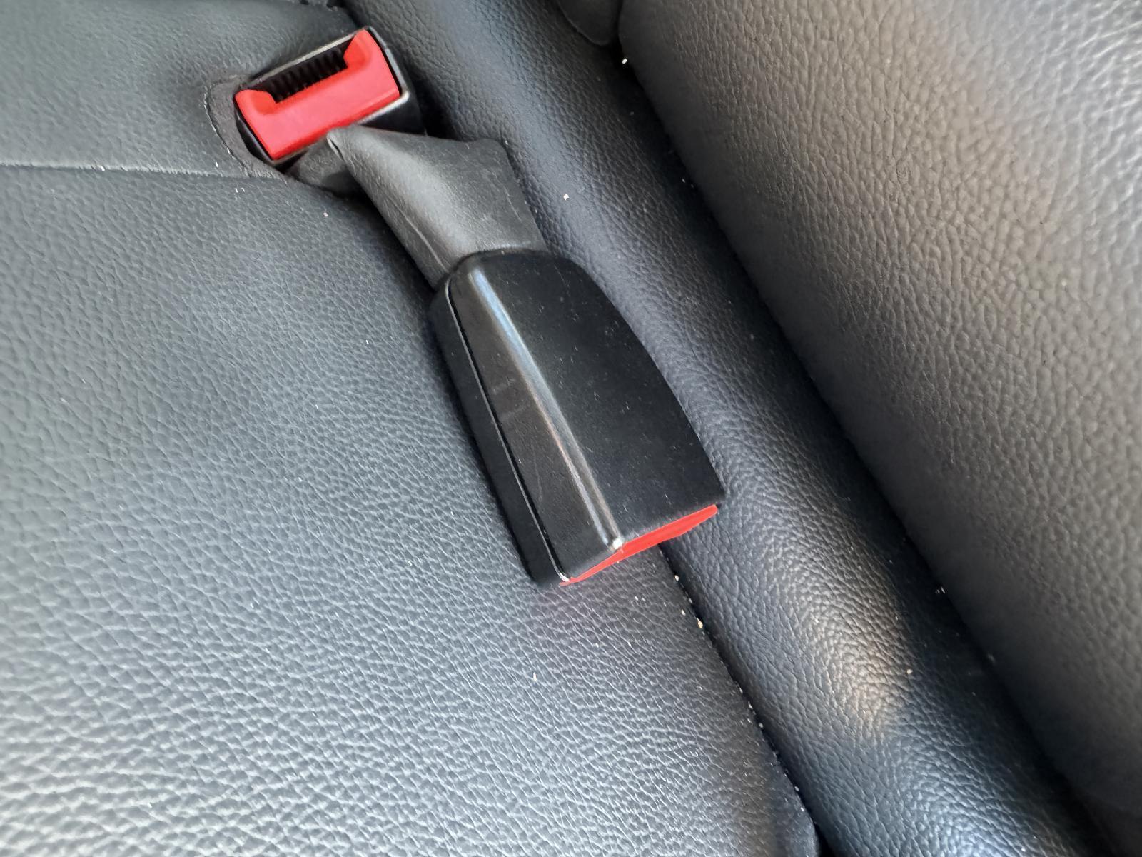 View Auto part Seatbelt/Stalk MERCEDES C CLASS 2010