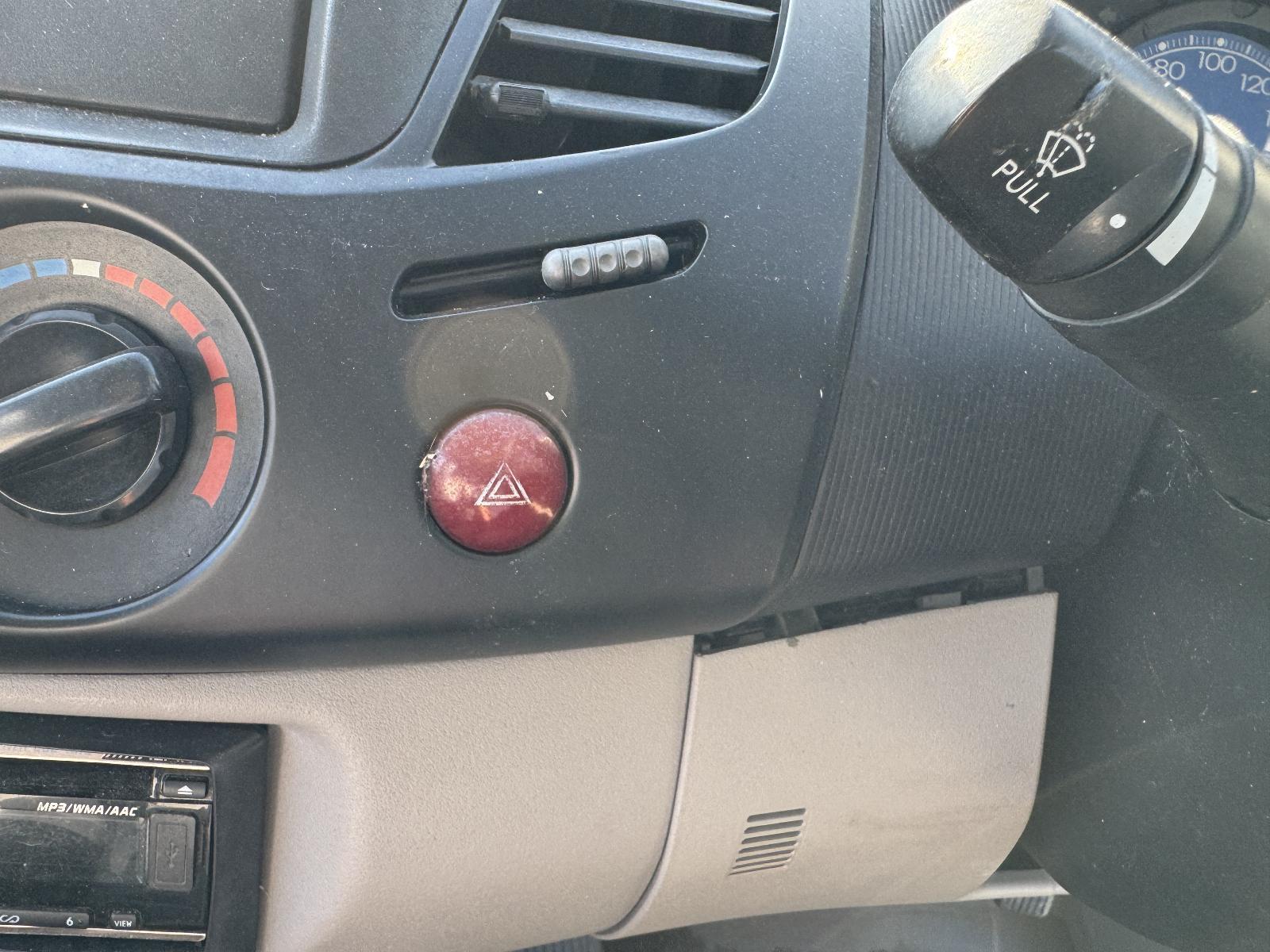 View Auto part Misc Switch/Relay MITSUBISHI TRITON 2008
