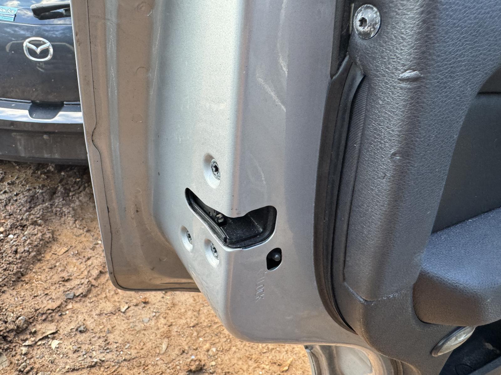 View Auto part Door/Boot/Gate Lock FORD TERRITORY 2011