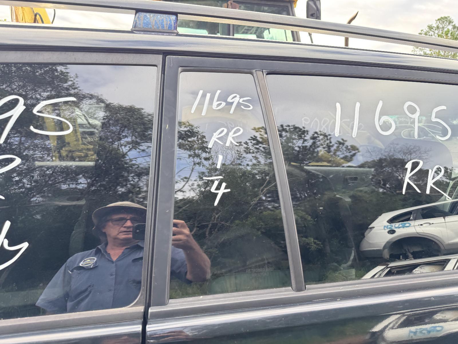 View Auto part Right Rear 1/4 Door Glass TOYOTA KLUGER 2006