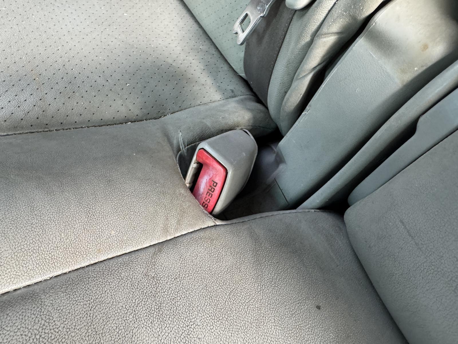 View Auto part Seatbelt/Stalk TOYOTA KLUGER 2006