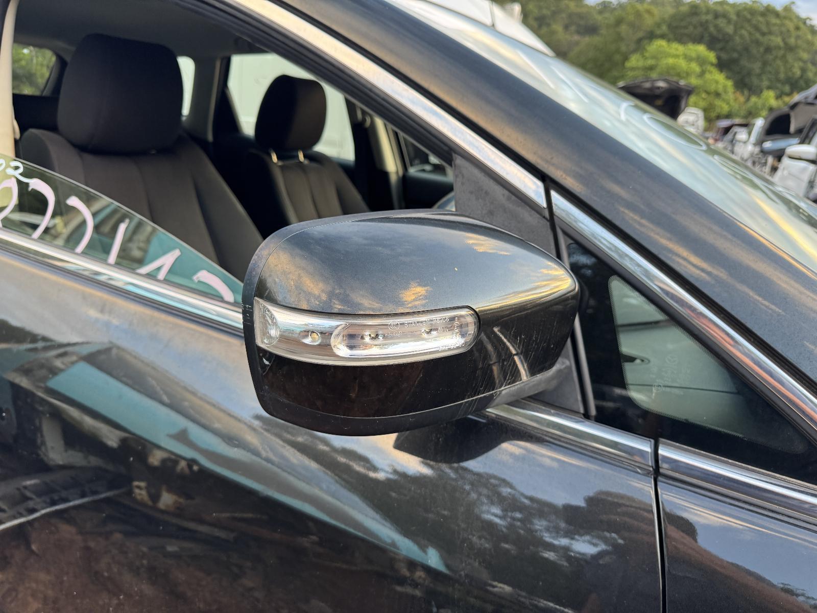 View Auto part Right Door Mirror MAZDA CX7 2011