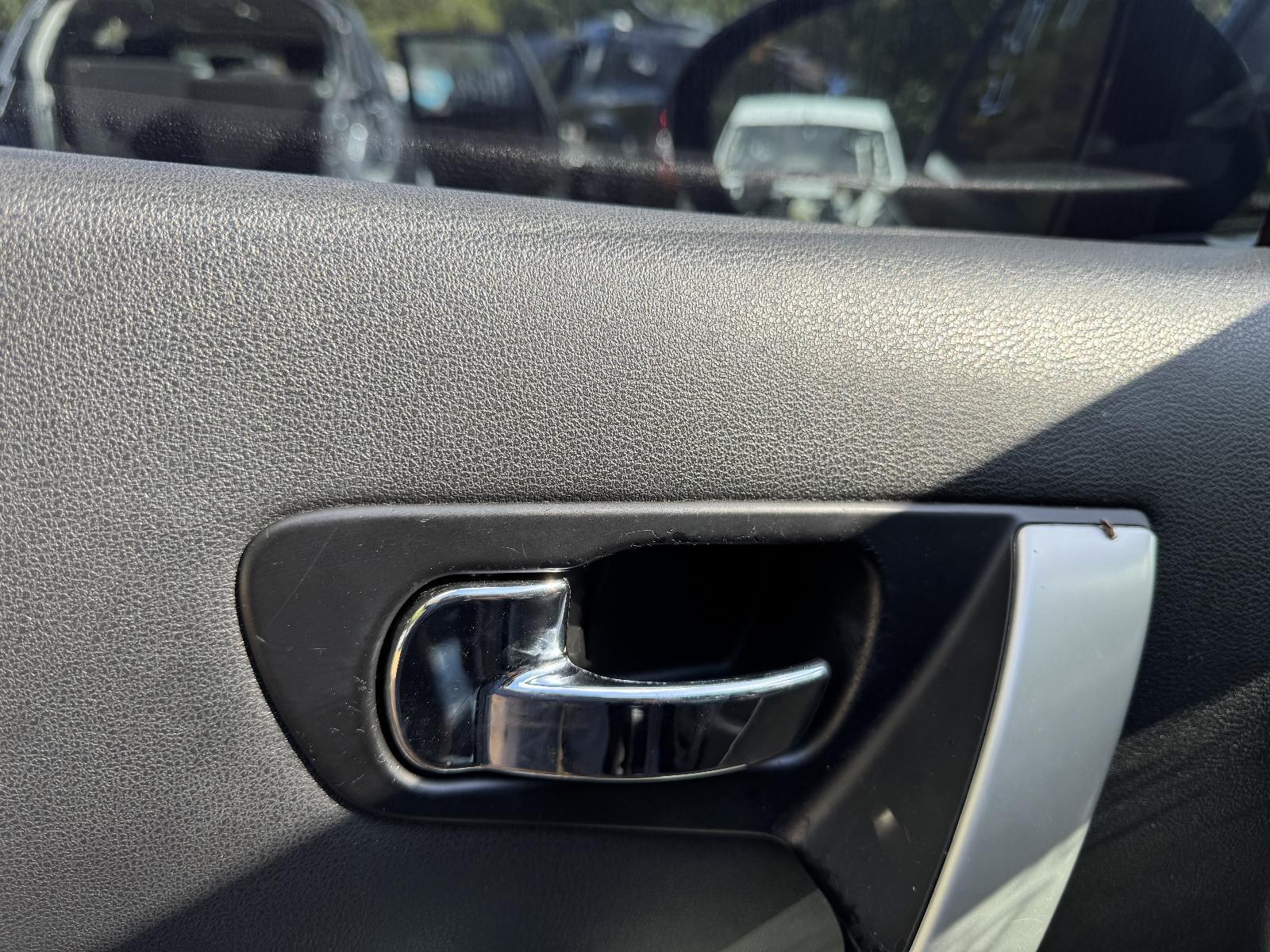 View Auto part Door Handle NISSAN DUALIS 2011