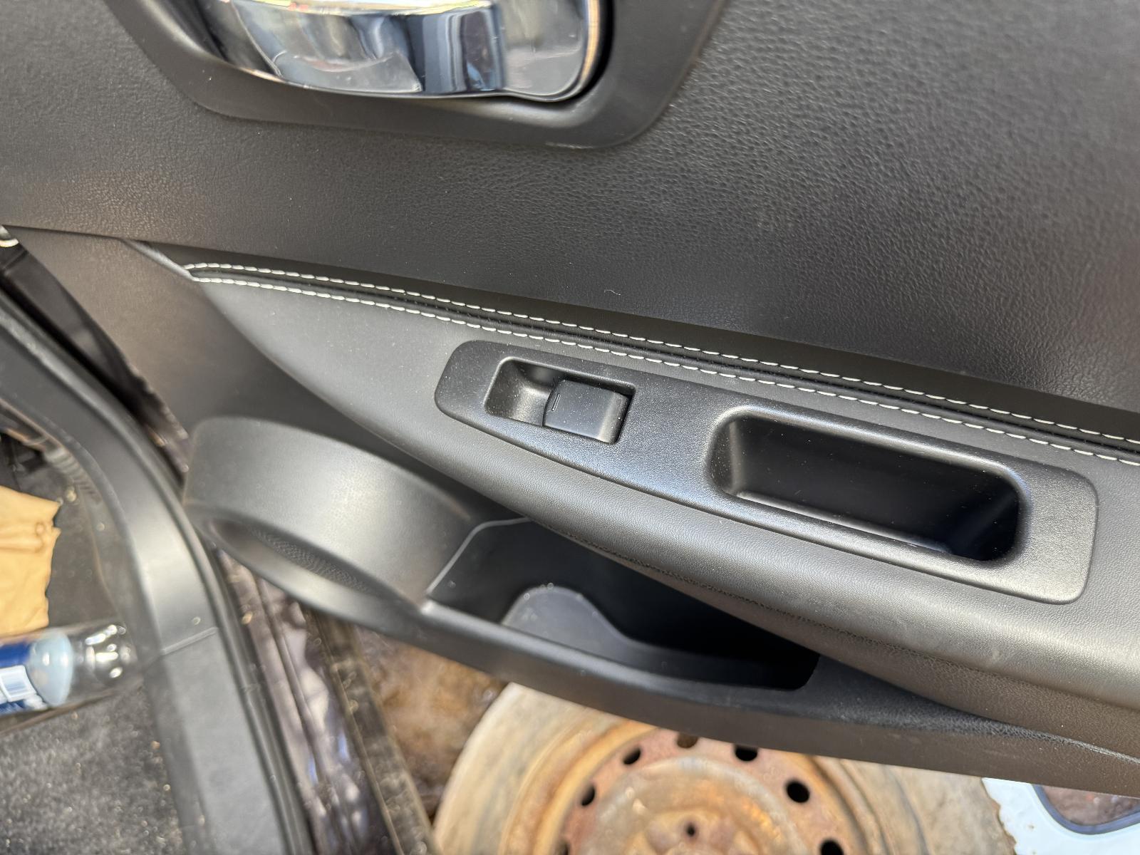 View Auto part Pwr Dr Wind Switch NISSAN DUALIS 2011