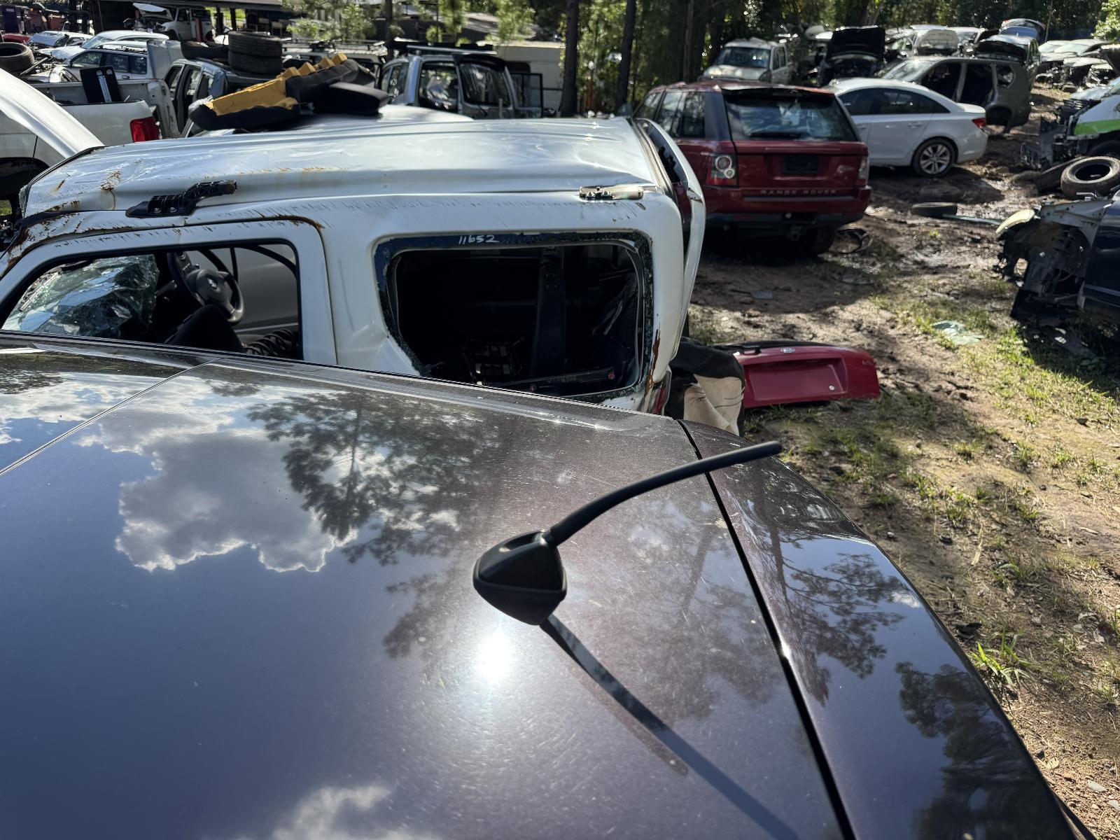 View Auto part Antenna NISSAN DUALIS 2011