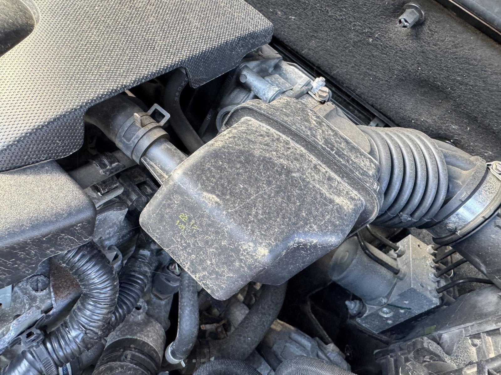 View Auto part Air Cleaner/Box NISSAN DUALIS 2011